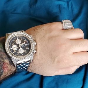 Breitling watch 100% official 8 1/2 karats